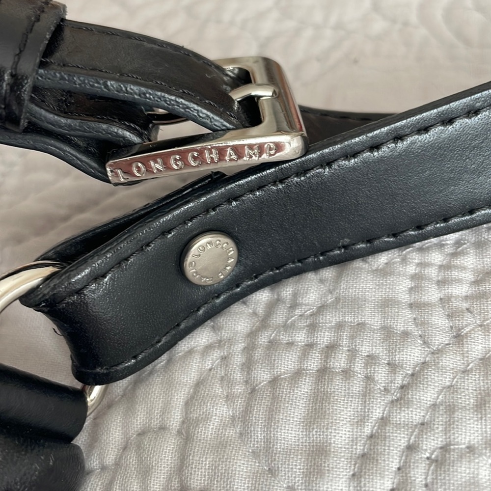 Longchamp Roseau Crossbody - Picture 2 of 7